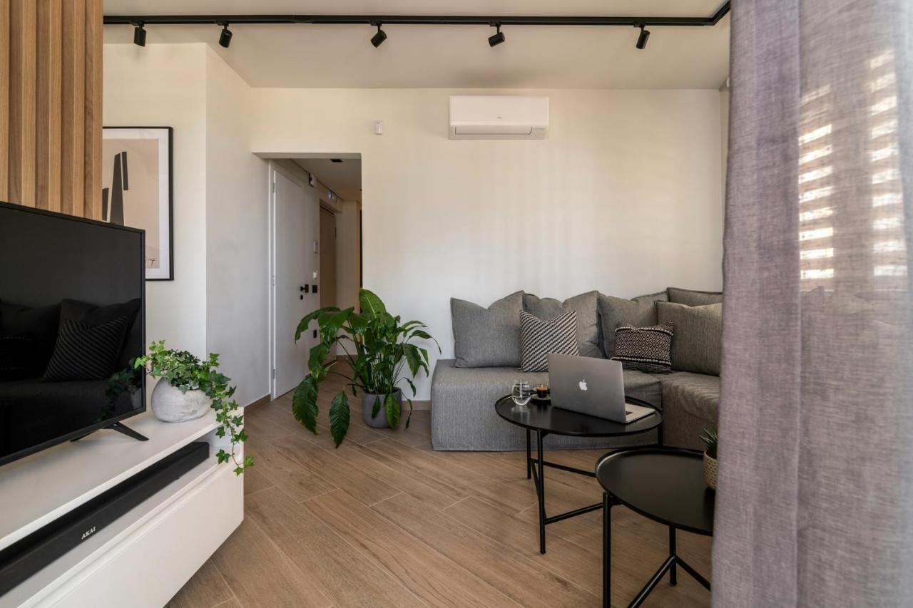 Point Ephemere Beachfront Apartments Закинтос Екстериор снимка