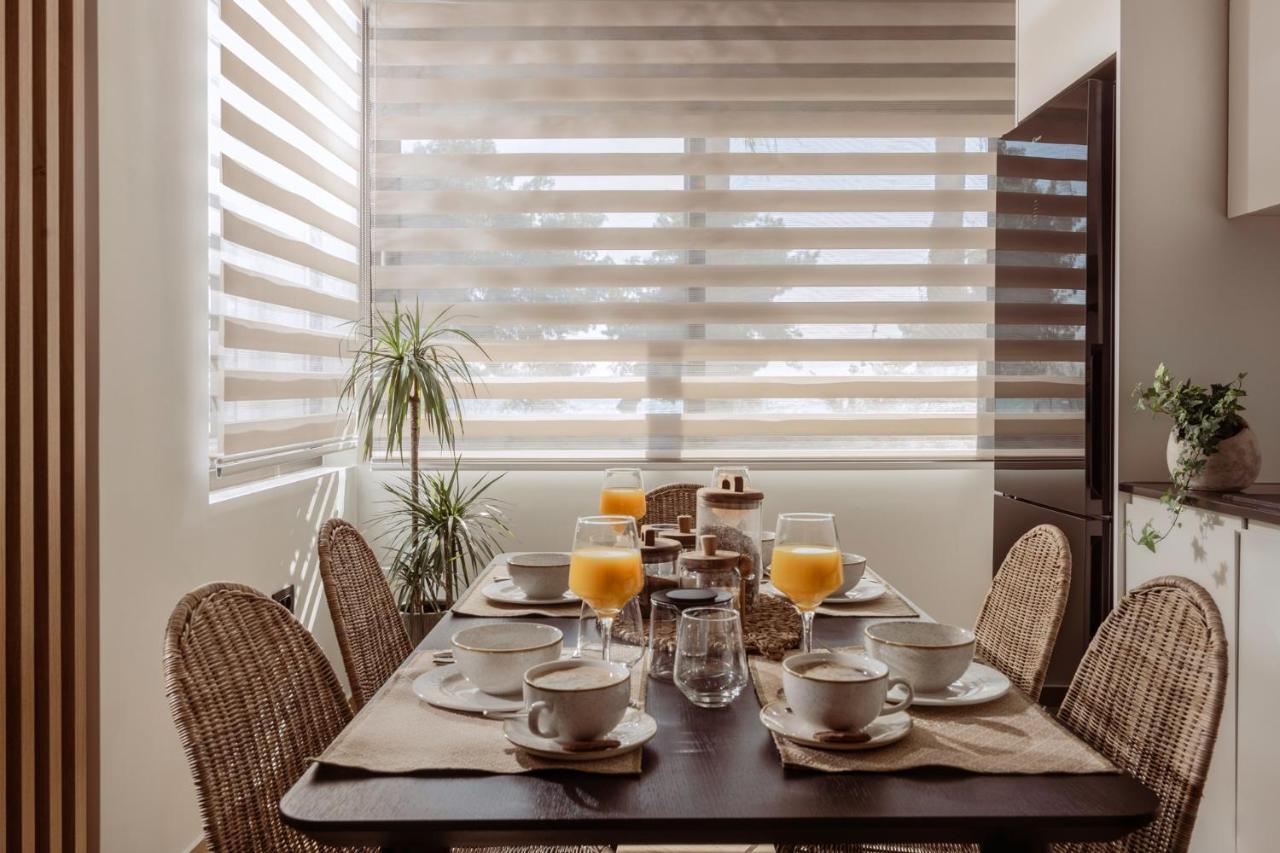 Point Ephemere Beachfront Apartments Закинтос Екстериор снимка