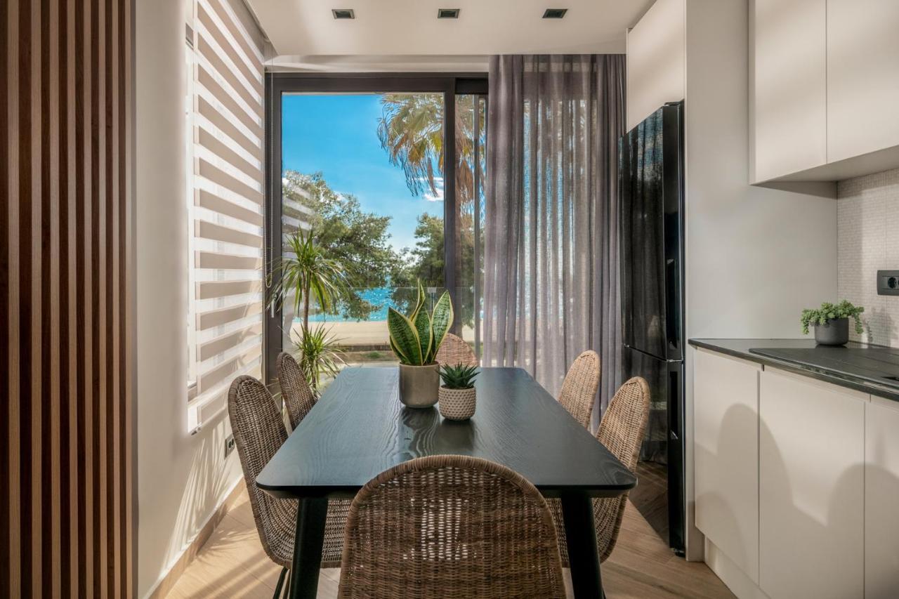 Point Ephemere Beachfront Apartments Закинтос Екстериор снимка