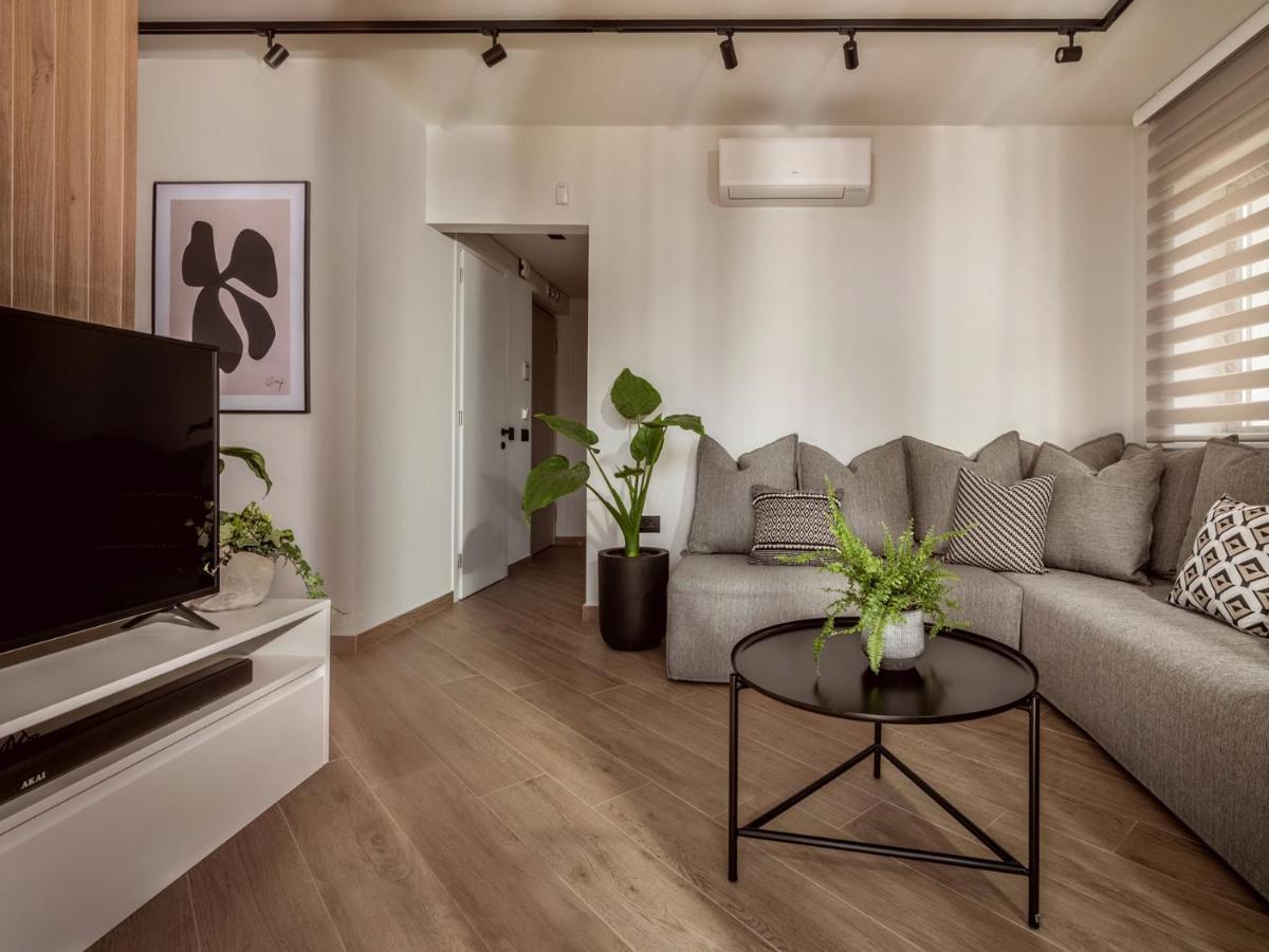 Point Ephemere Beachfront Apartments Закинтос Екстериор снимка