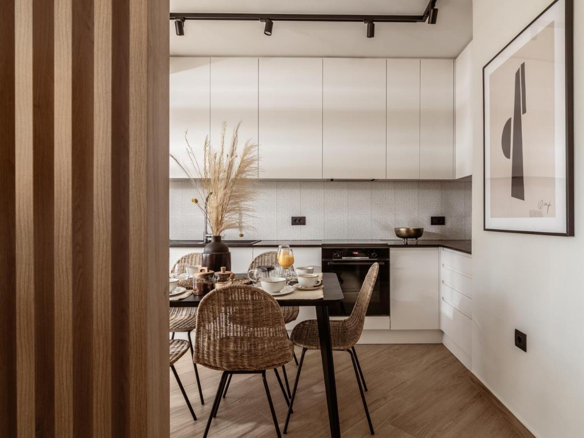 Point Ephemere Beachfront Apartments Закинтос Екстериор снимка