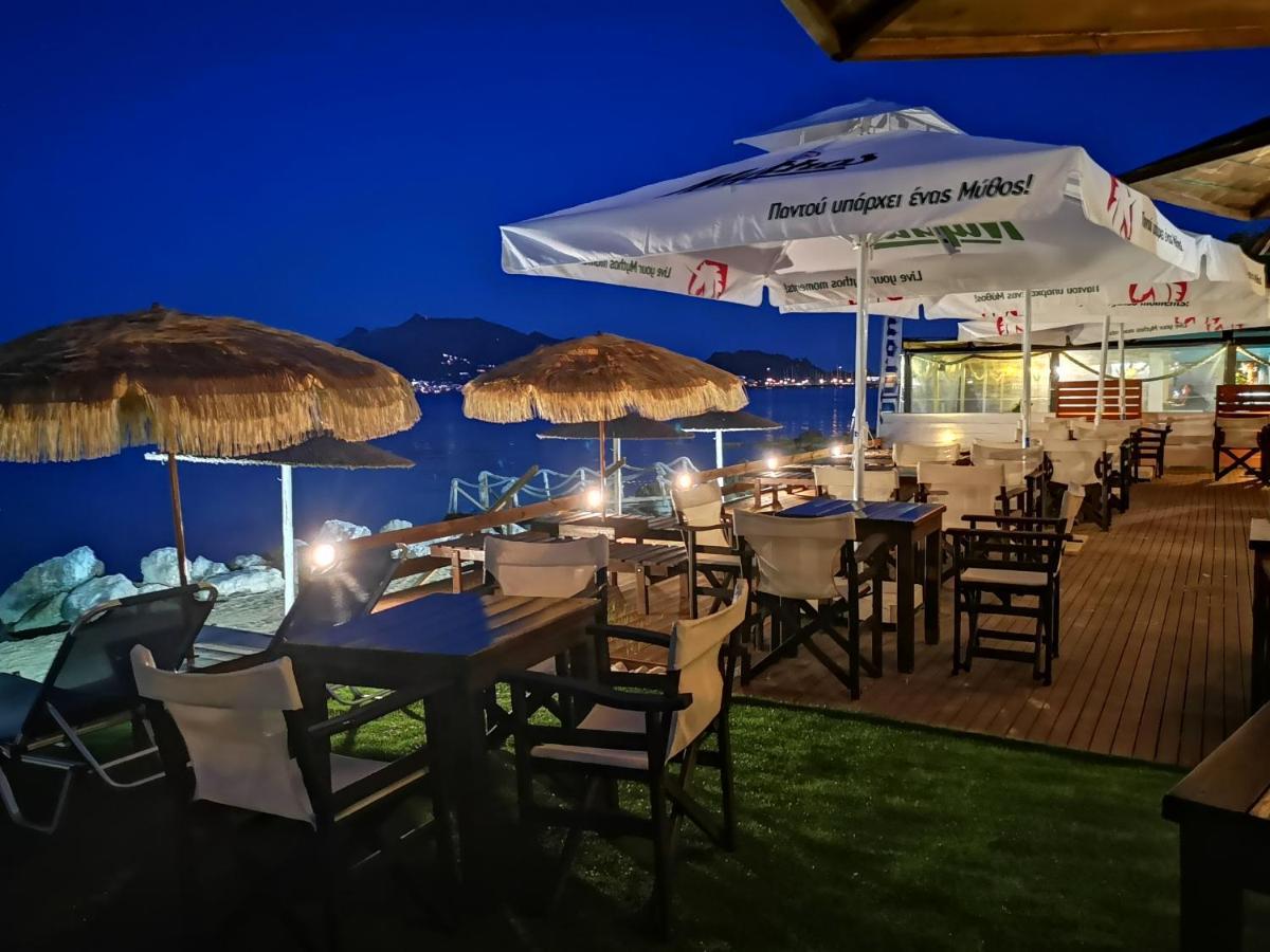 Point Ephemere Beachfront Apartments Закинтос Екстериор снимка